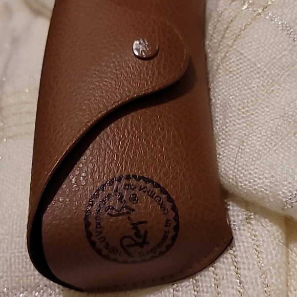 Ray-Ban Brown Leather Glasses Case - Picture 2 of 5